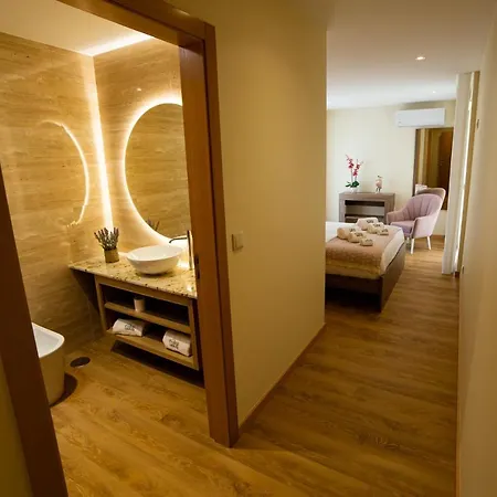 Colina Da Natureza, V. Castelo *